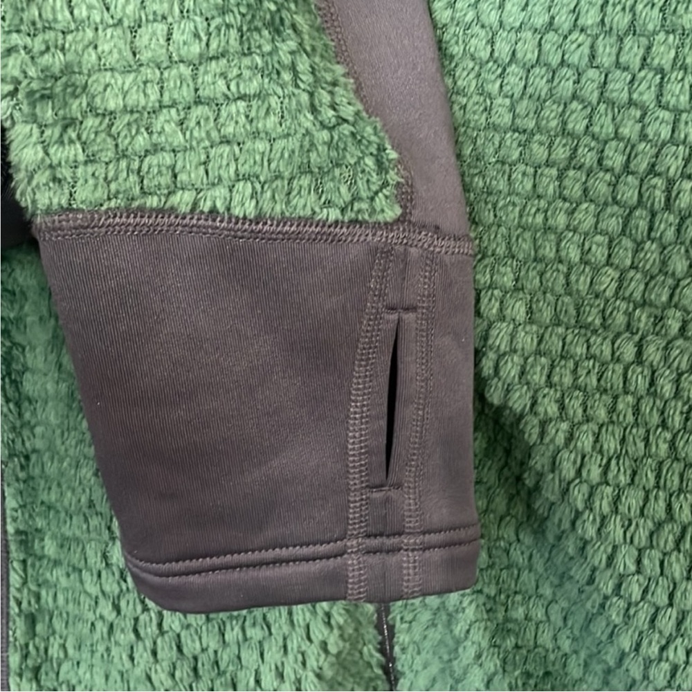 THE NORTH FACE Malbec Grizzly Pack Polartek Fleece Full Zip Jacket in Green XL - Picture 7 of 14